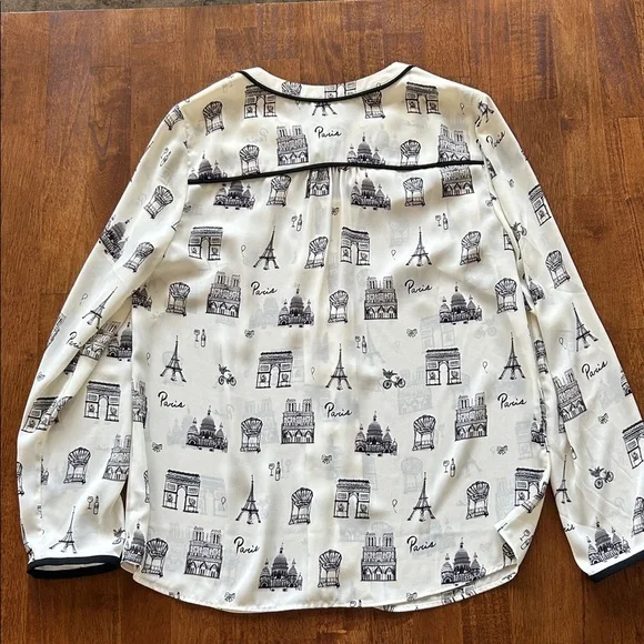 Talbots women’s Paris inspired black cream blouse size medium - Picture 7 of 10